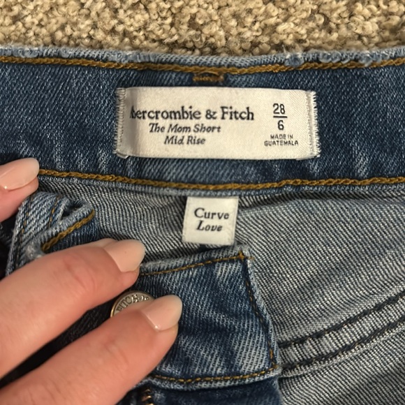 Abercrombie mom shorts - Picture 2 of 3